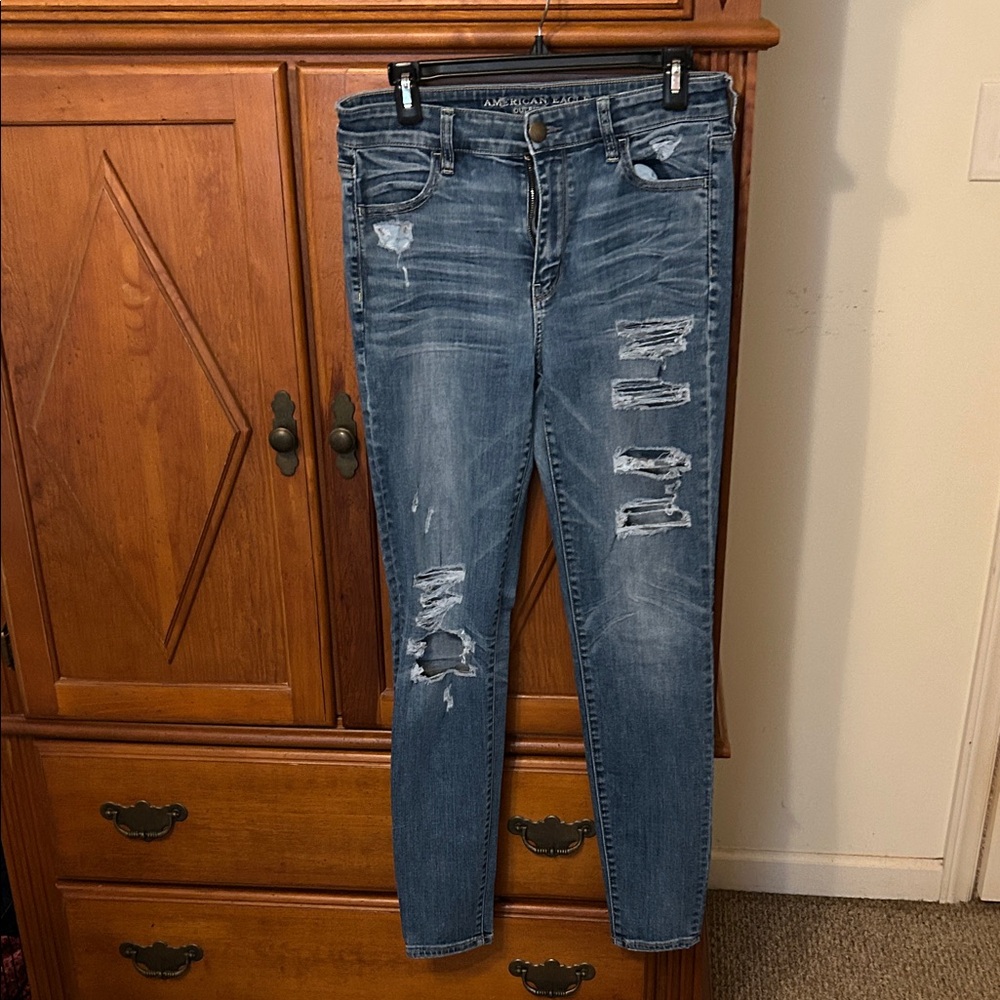 American Eagle distressed jeans